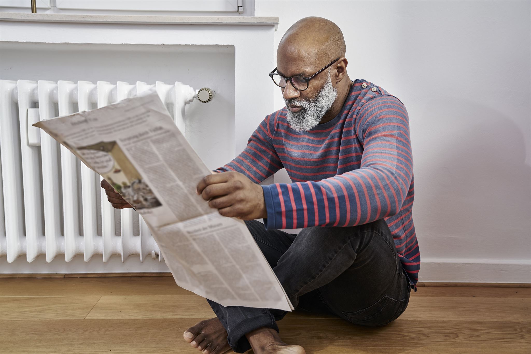 Man-reading-newspaper
